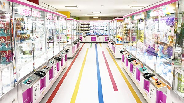 タイトーFステーション 川崎ルフロン店 店内