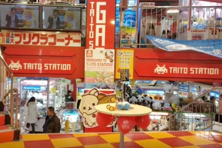 タイトーステーション 上野アメ横店 店内